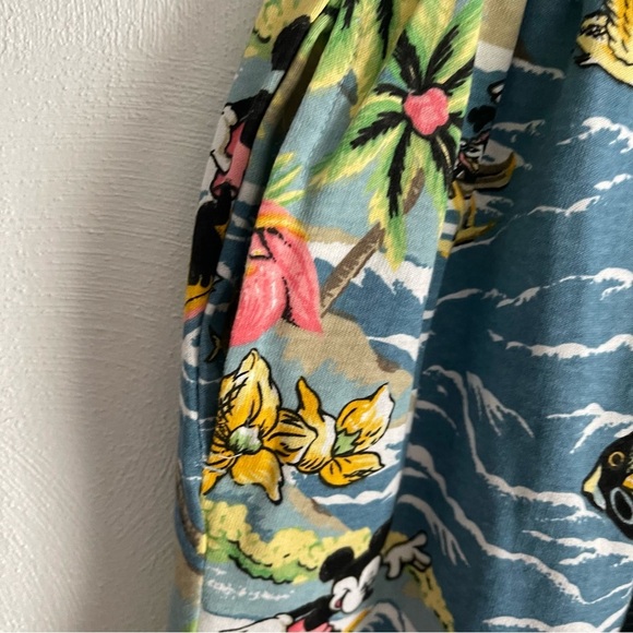 Mickey by Jerry Leigh shorts vintage 90’s size medium Disney ocean tropical - Picture 5 of 11
